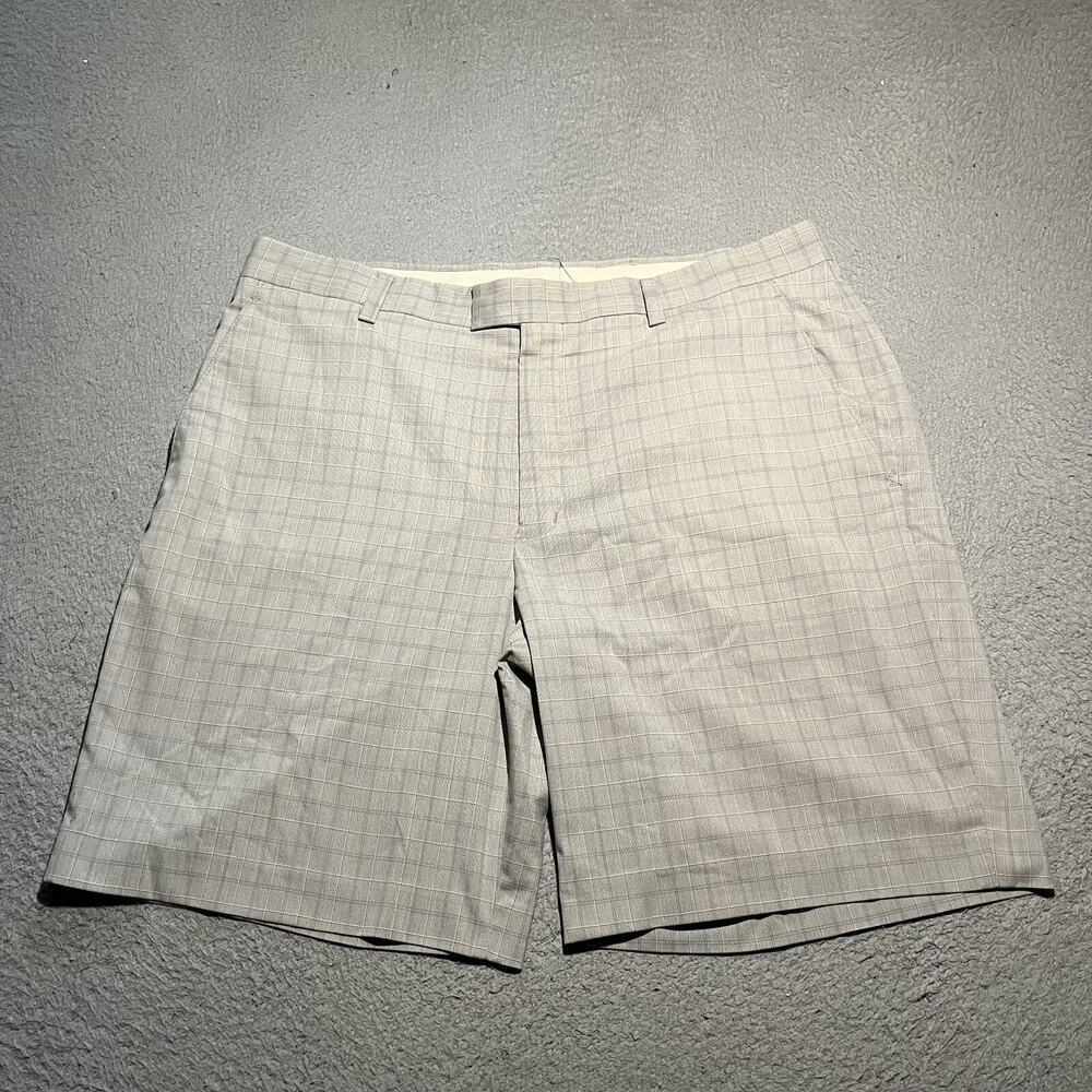 Nike Tiger Woods Shorts Mens 38 Plaid Beige Flat Front Golf Chino Logo Casual